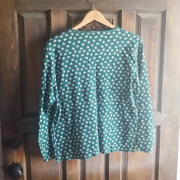 Flowery Green Blouse - Picture 3 of 6